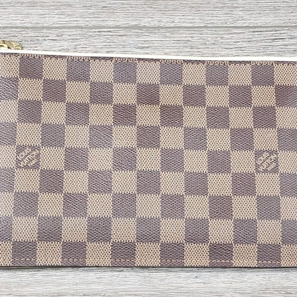 LOUIS VUITTON Damier Ebene Light PINK Pochette Rose Neverfull Ballerine Wristlet - Picture 10 of 11